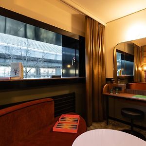Signature Suite